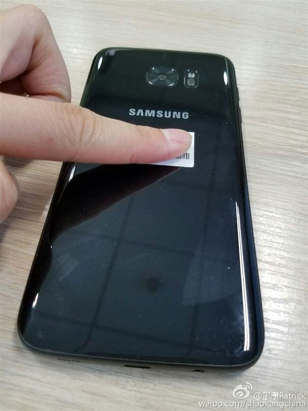 s7 black