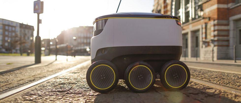 Starship S Robot Couriers Start Us Trials With Postmates And