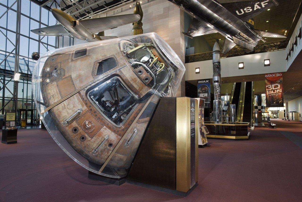 Apollo 11 Command Module Begins Nationwide Tour Next Year Slashgear