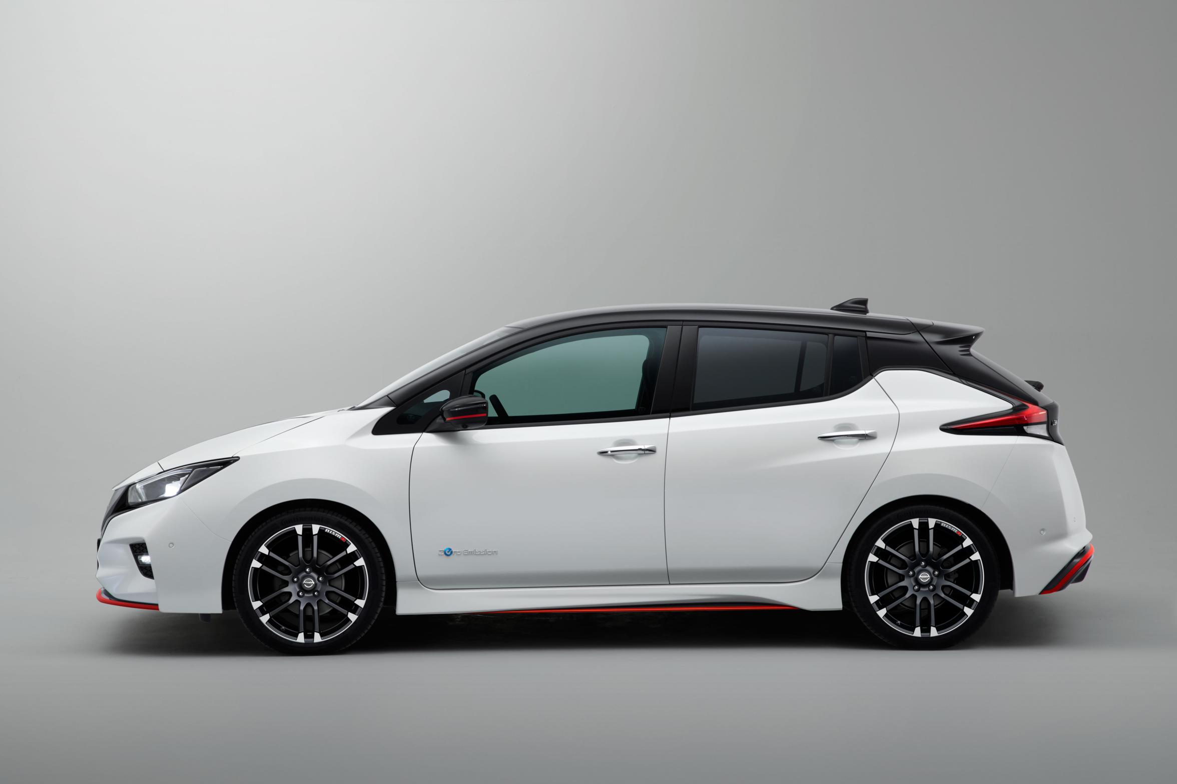 Nissan Leaf Nismo And Serena Nismo Concepts To Debut In Tokyo