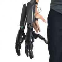 Youbionic develops weird double robotic hand - SlashGear