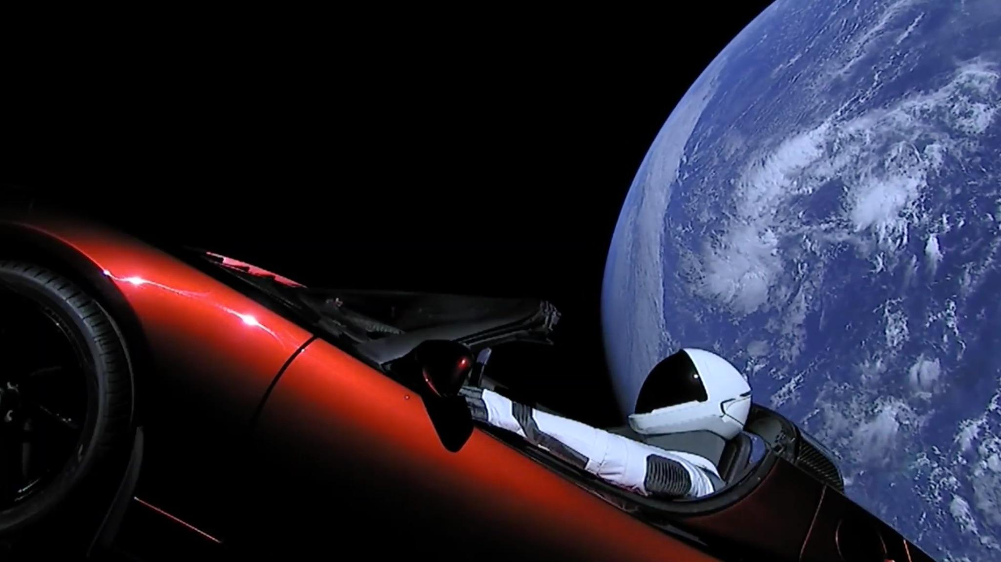 You can watch SpaceX's Marsbound Tesla Roadster live SlashGear