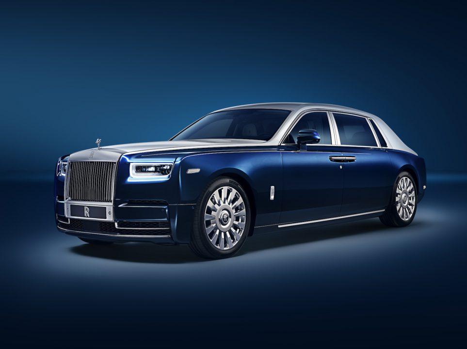 Rolls Royce Added A Privacy Suite To Its Extreme Luxe Phantom Slashgear