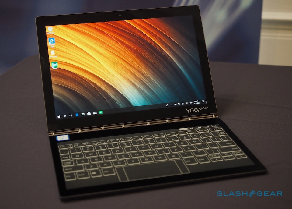 Lenovo Yoga Book C930 Hands On Dual E Ink And Lcd Delight Slashgear