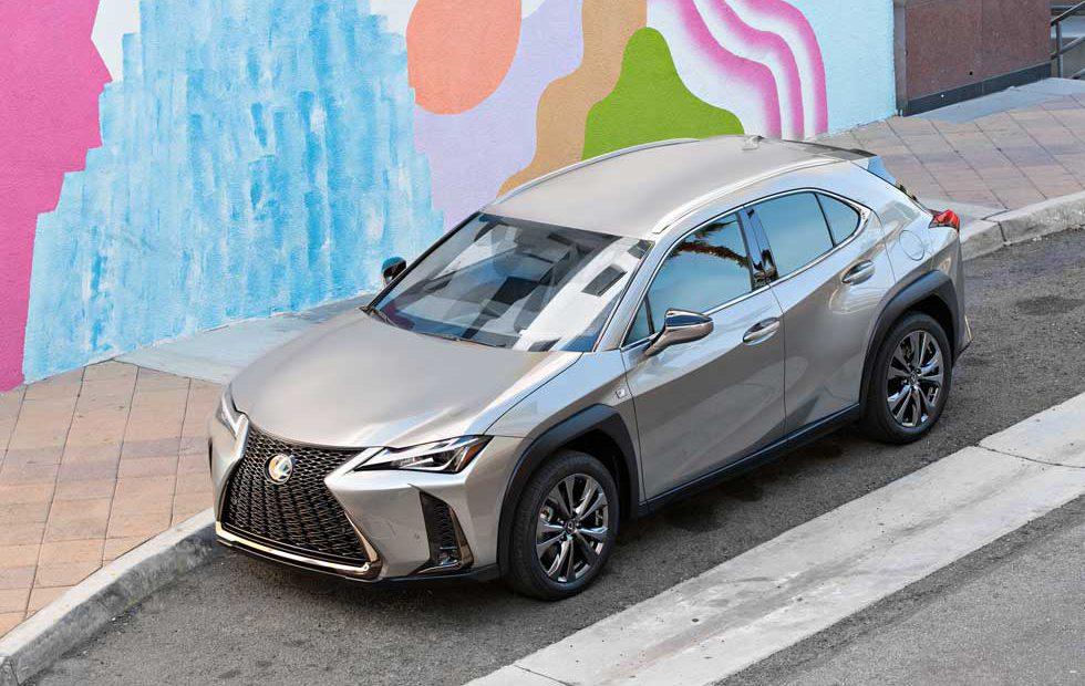 2019 lexus ux compact crossover starts at 32 000 slashgear 2019 lexus ux compact crossover starts