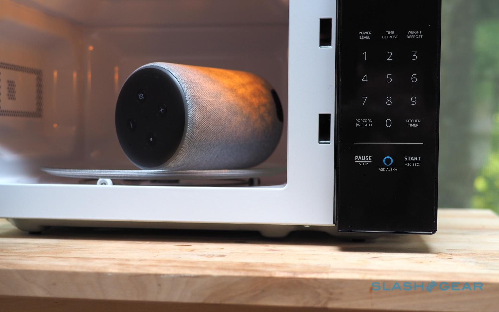 Amazonbasics Microwave Review Alexa Gets Cooking Slashgear