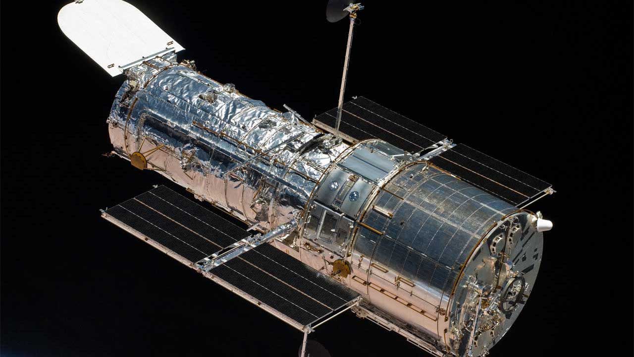 hubble space telescope images 2003