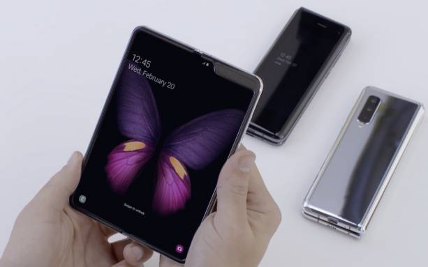 samsung galaxy fold price flipkart