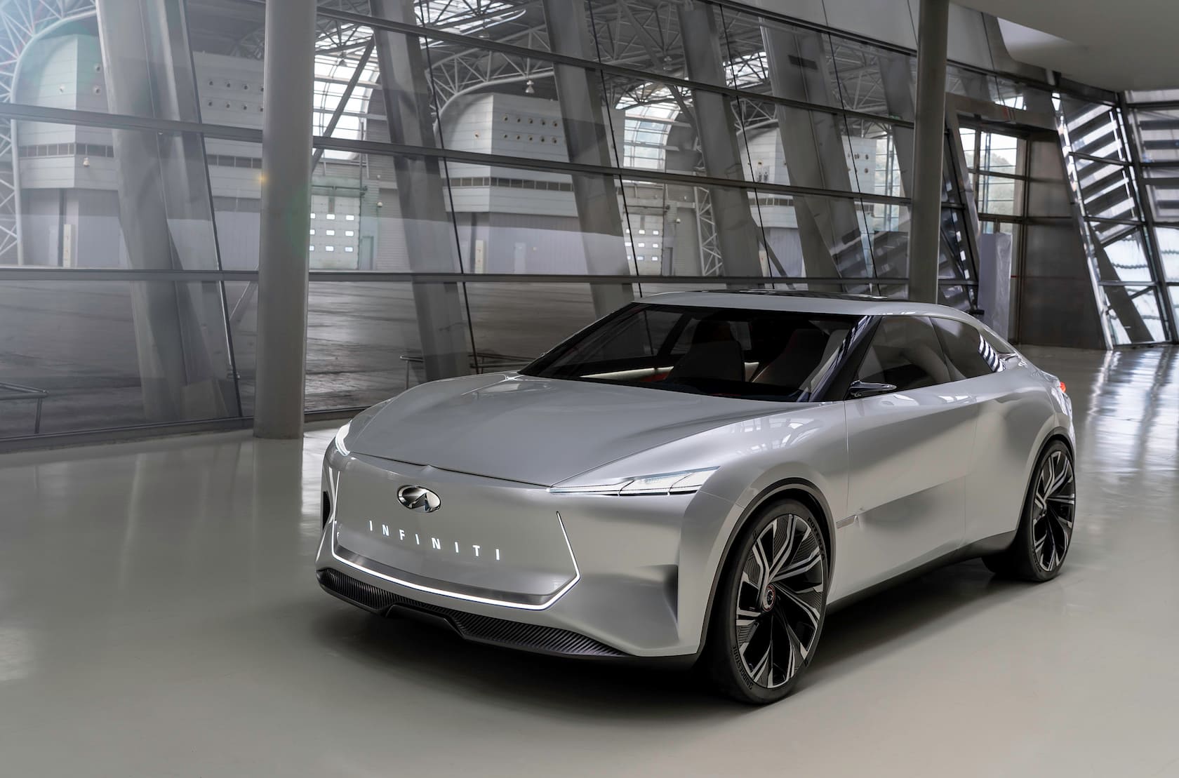 Infiniti Qs Inspiration electric sports sedan teases big news coming ...