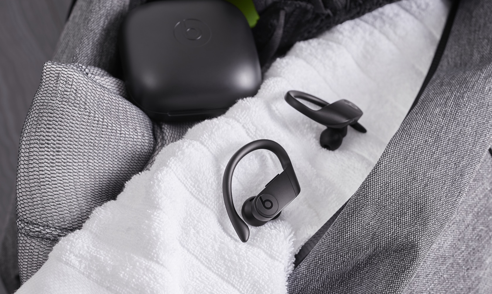 powerbeats pro delivery date