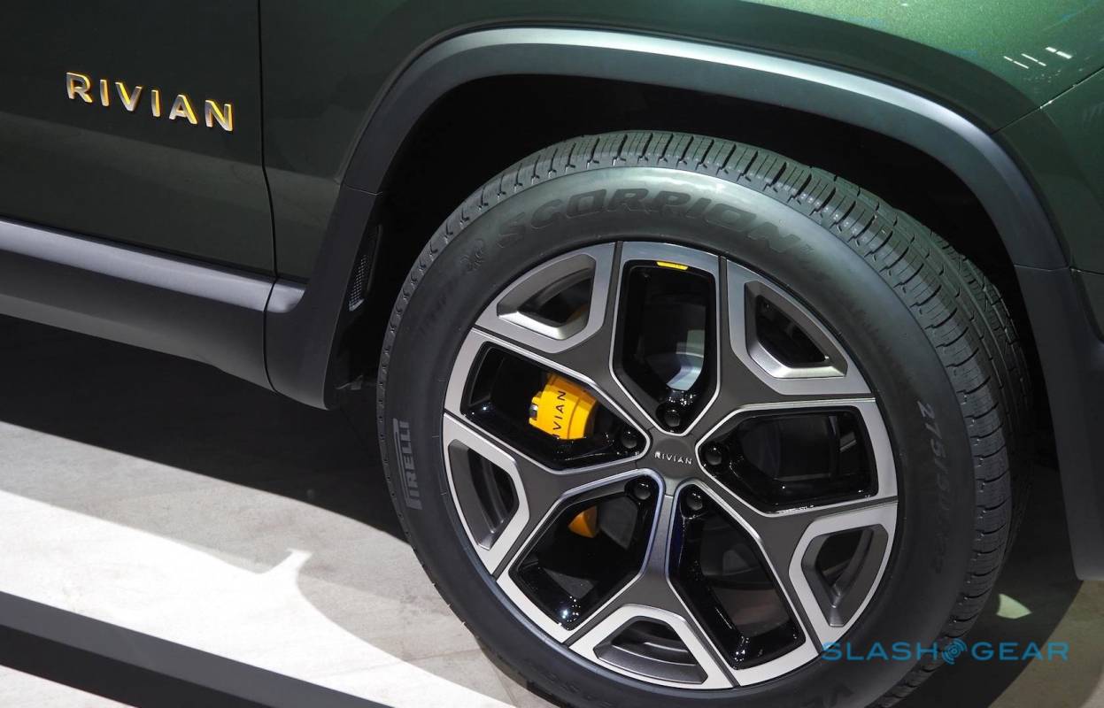 Amazon orders 100,000 Rivian electric delivery vans to go green - SlashGear