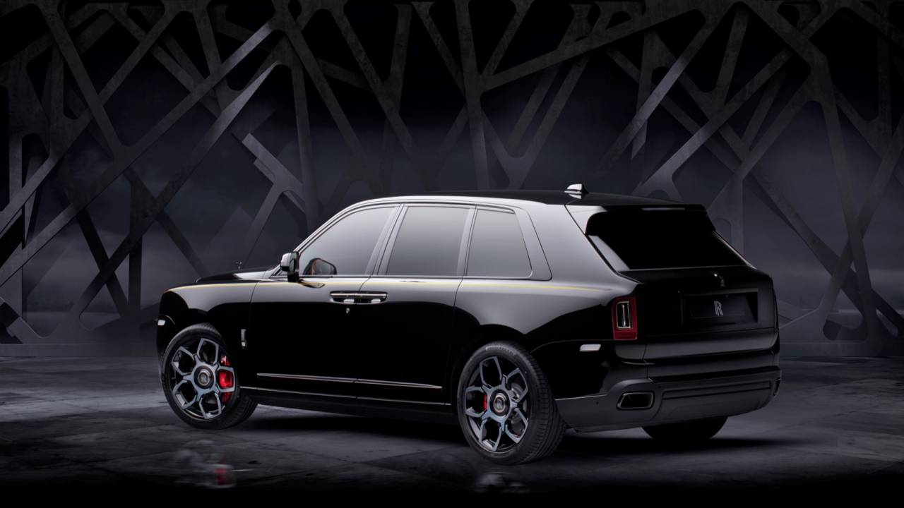 2020 Rolls Royce Black Badge Cullinan Gallery Slashgear