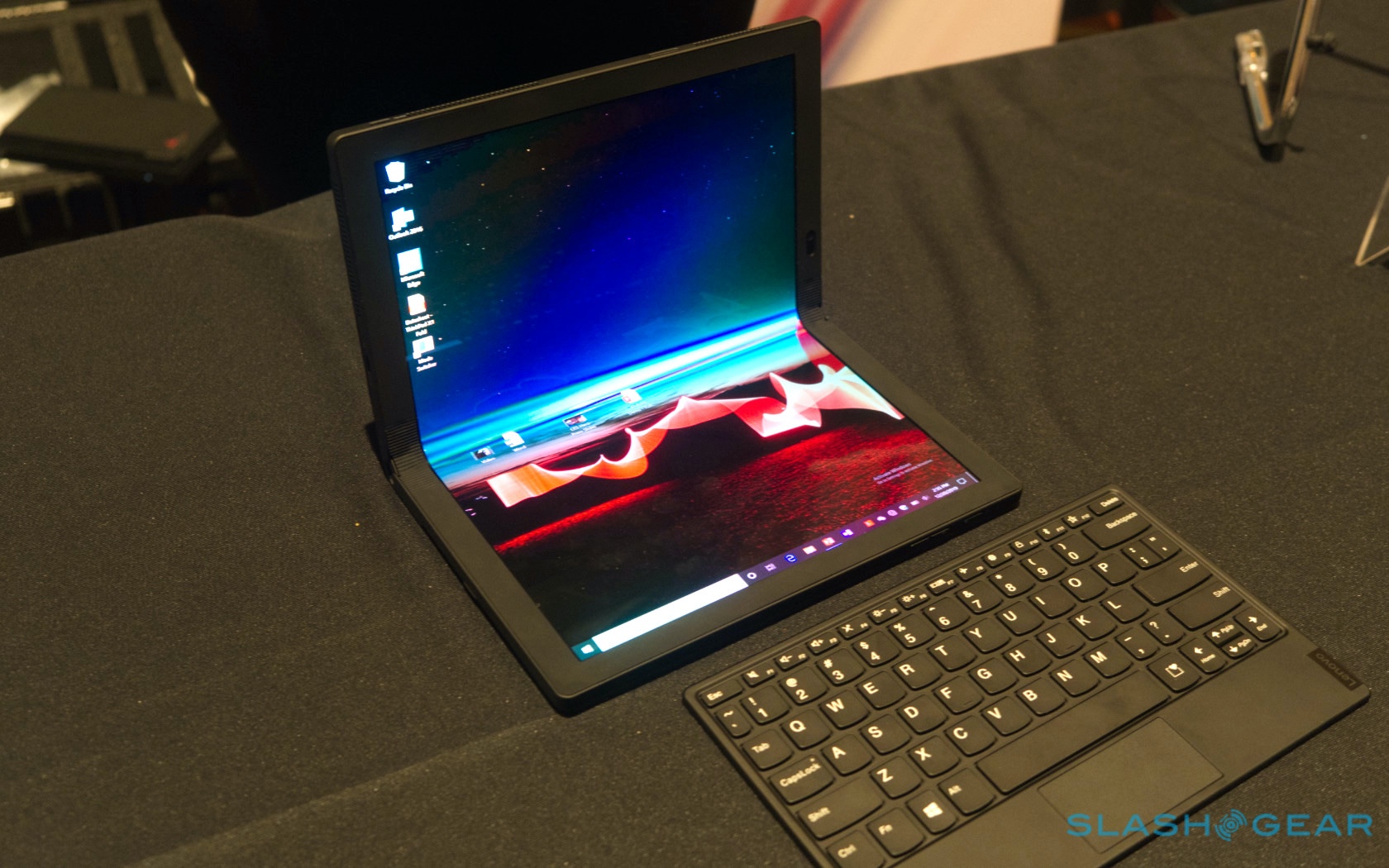 Lenovo Thinkpad X1 Fold Detailed Everything You Want To Know Slashgear 1931