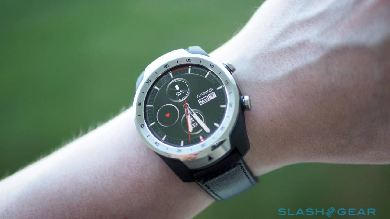 Ticwatch hotsell pro review