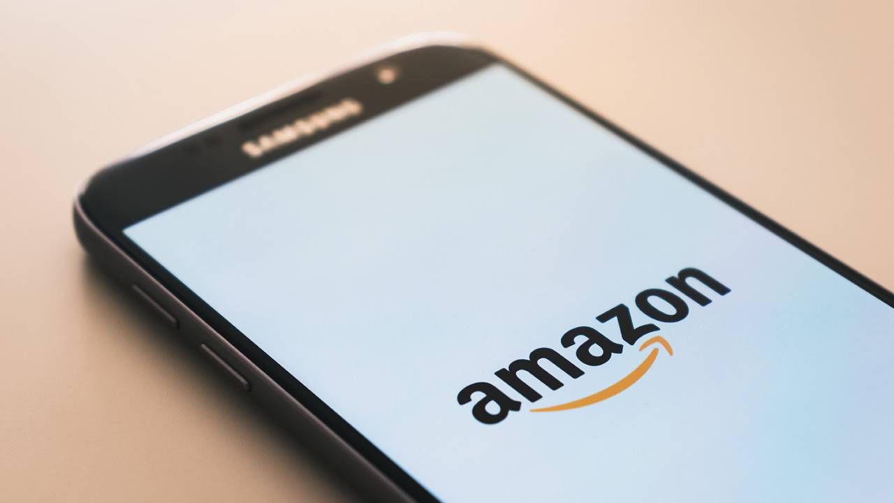 Amazon extends pay raise for warehouse workers until midMay SlashGear