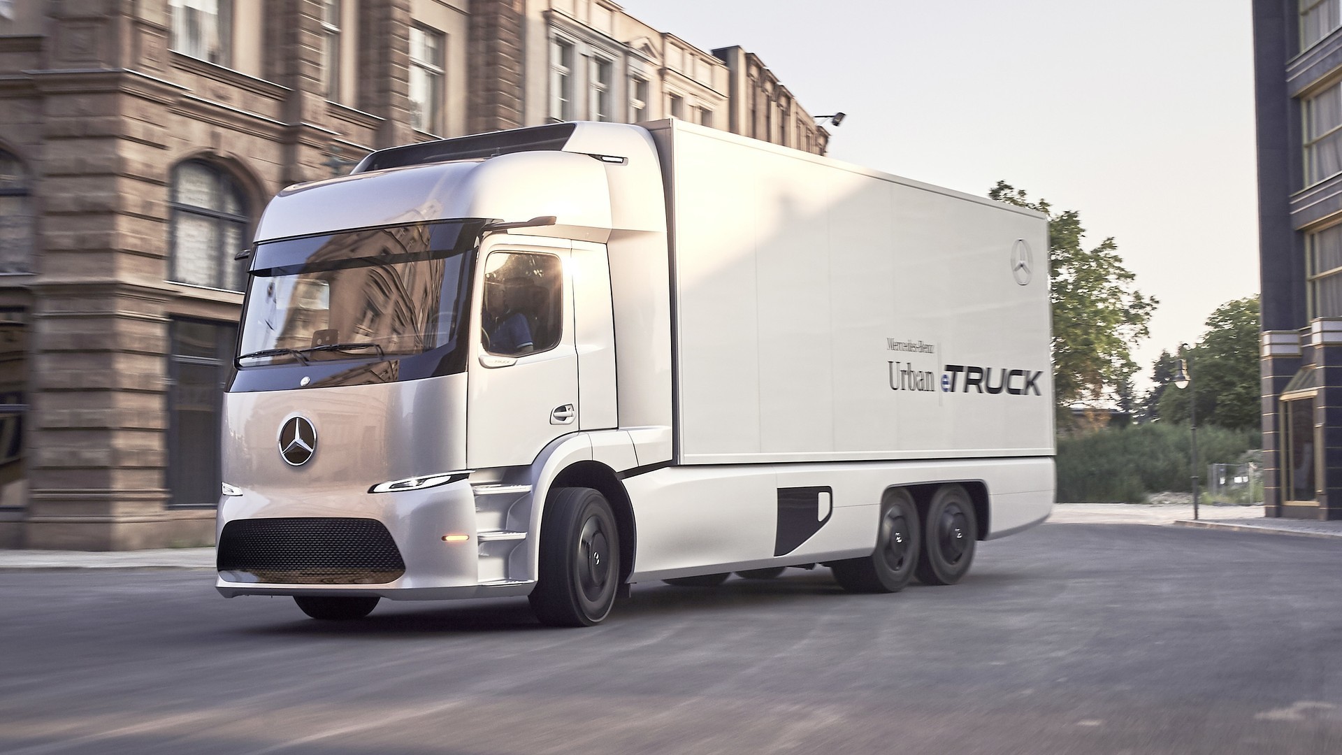 Daimler and Volvo team on hydrogen trucks – and the stakes are high ...