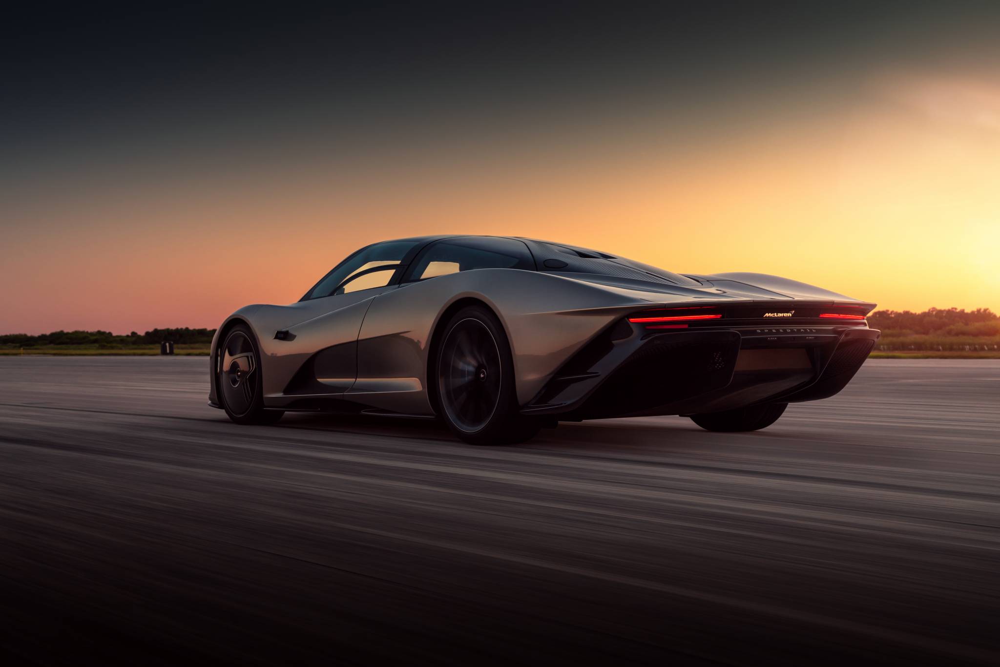 McLaren Speedtail highlights the very best in hybrid racing technology ...