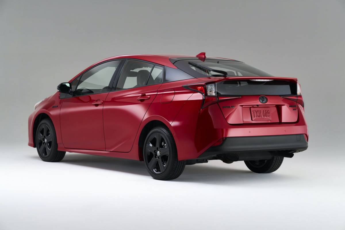 Toyota Prius 2020 Edition Gives Hybrid A 20th Birthday Blackout Slashgear 3033