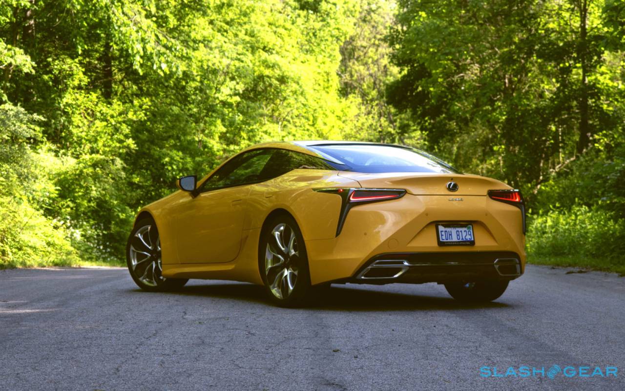 Lexus lc500 черный матовый