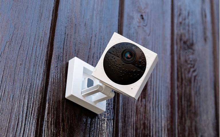 wyze-cam-outdoor-offers-battery-powered-security-on-a-budget-slashgear