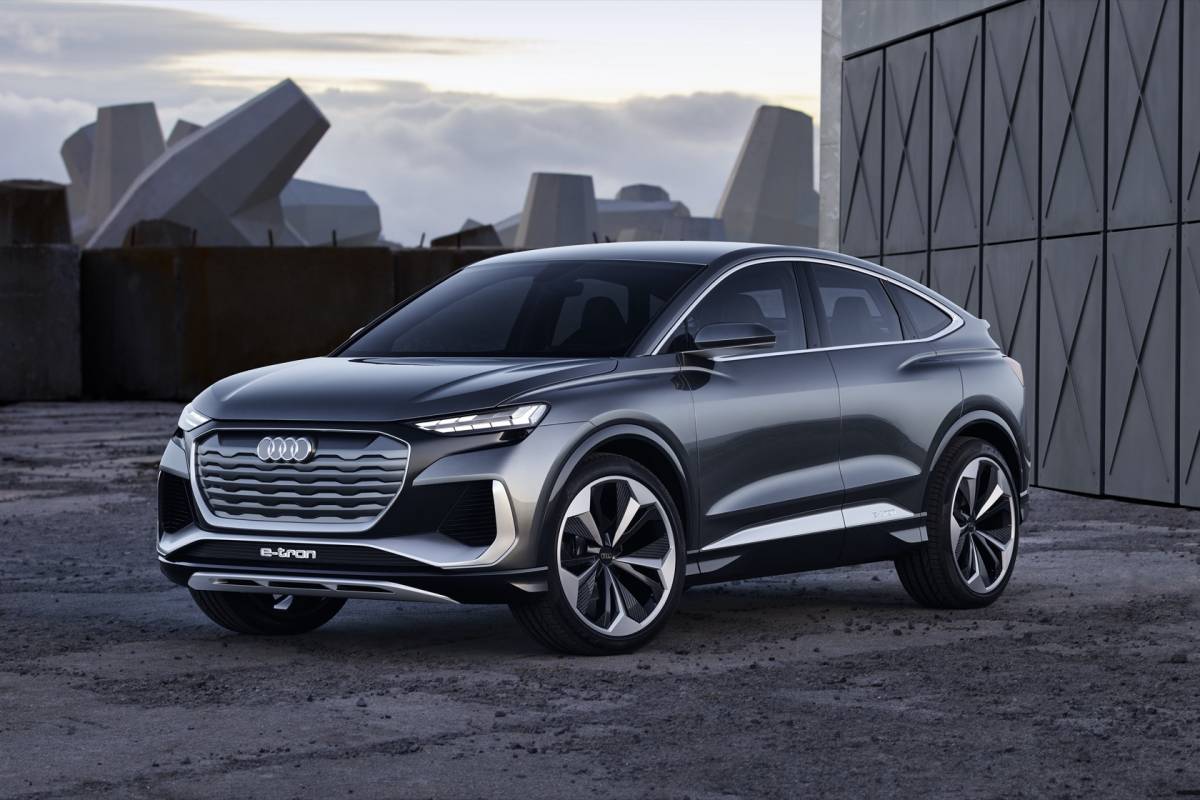 audi q4 sportback etron concept previews crossover ev for