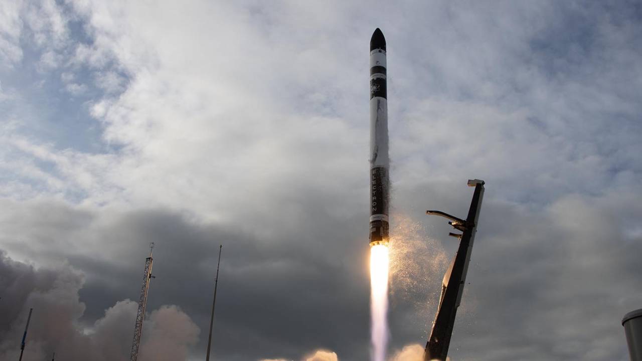 Rocket Lab will resume launches in August despite recent failure ...