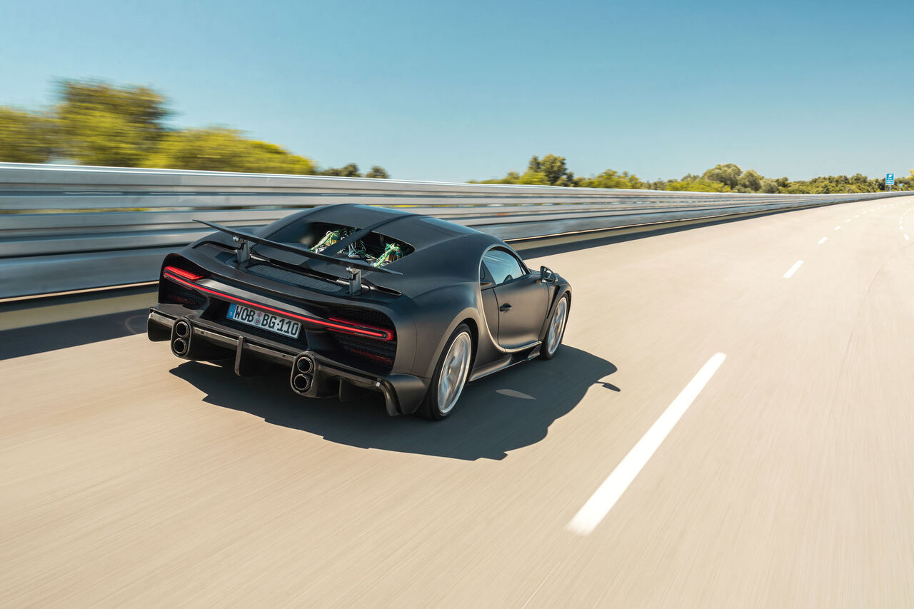 Bugatti chiron super sport 300 фото