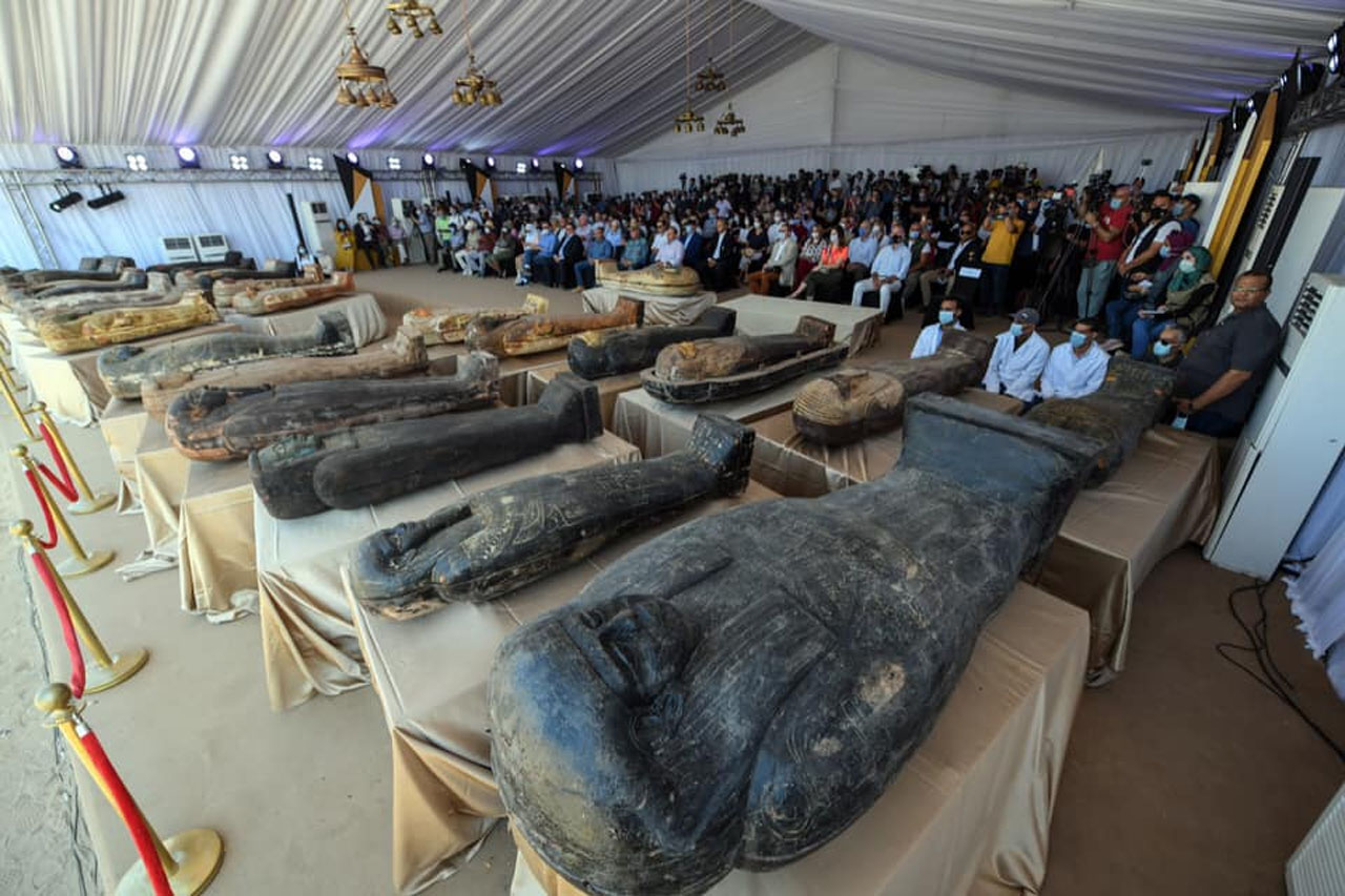 59 Sealed Sarcophagi And Mummies Discovered In Egypt Slashgear