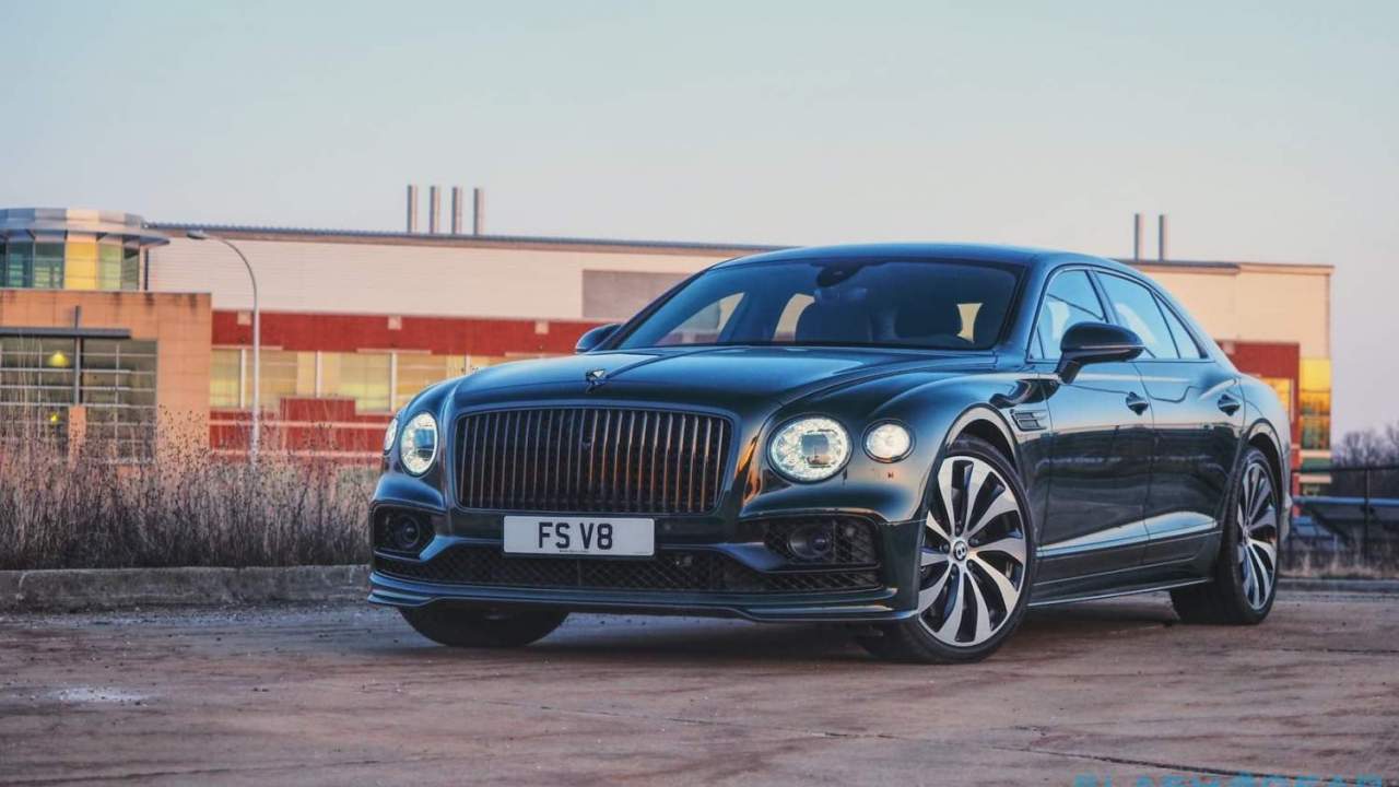 Bentley flying spur v8