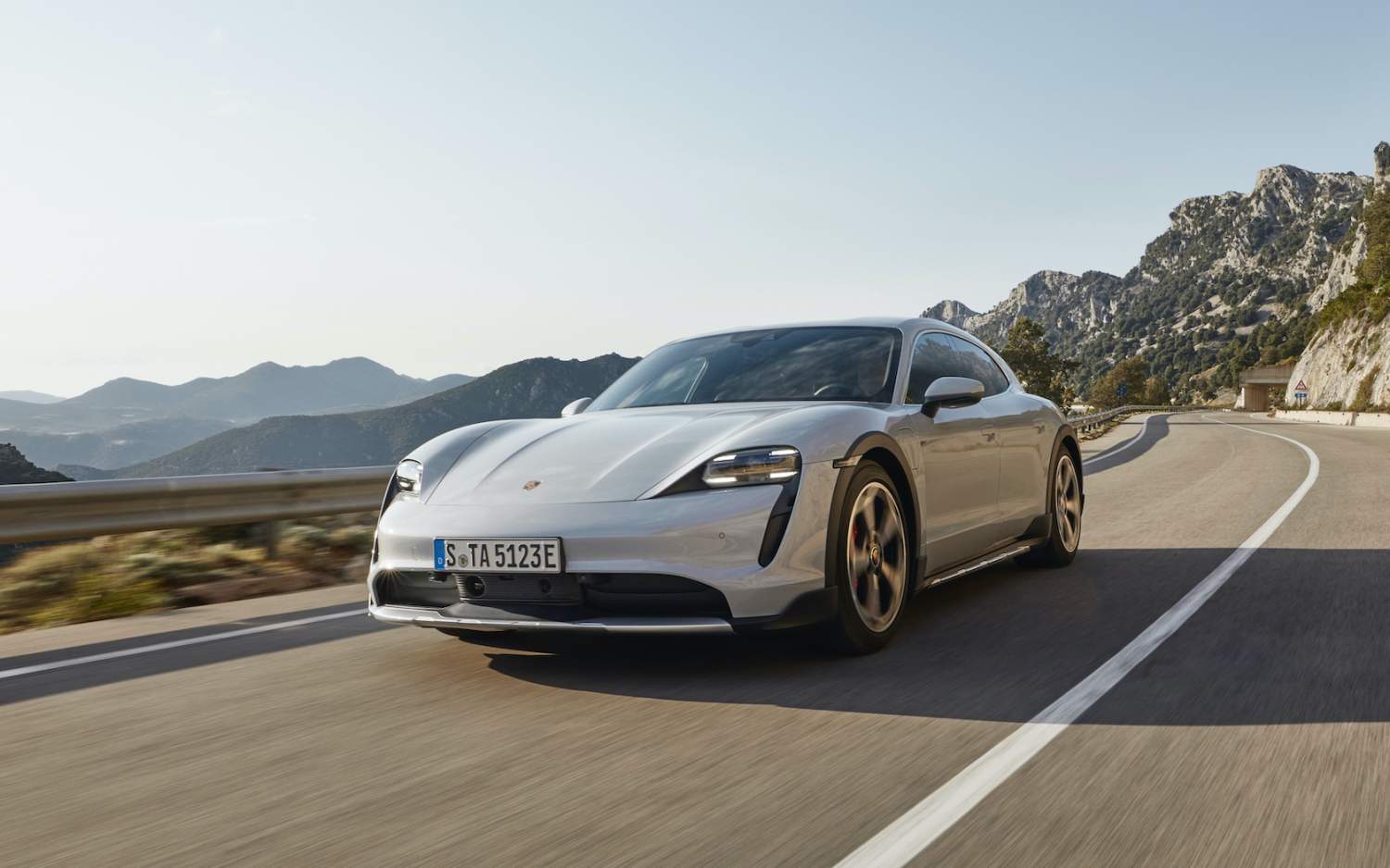 2022 Porsche Taycan Cross Turismo combines electric speed with wagon