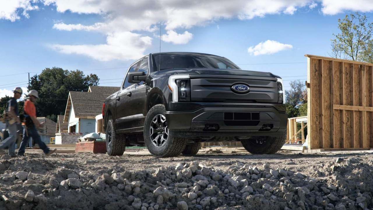 This 22 F 150 Lightning Pro Is Ford S Actual 40k Electric Pickup Slashgear