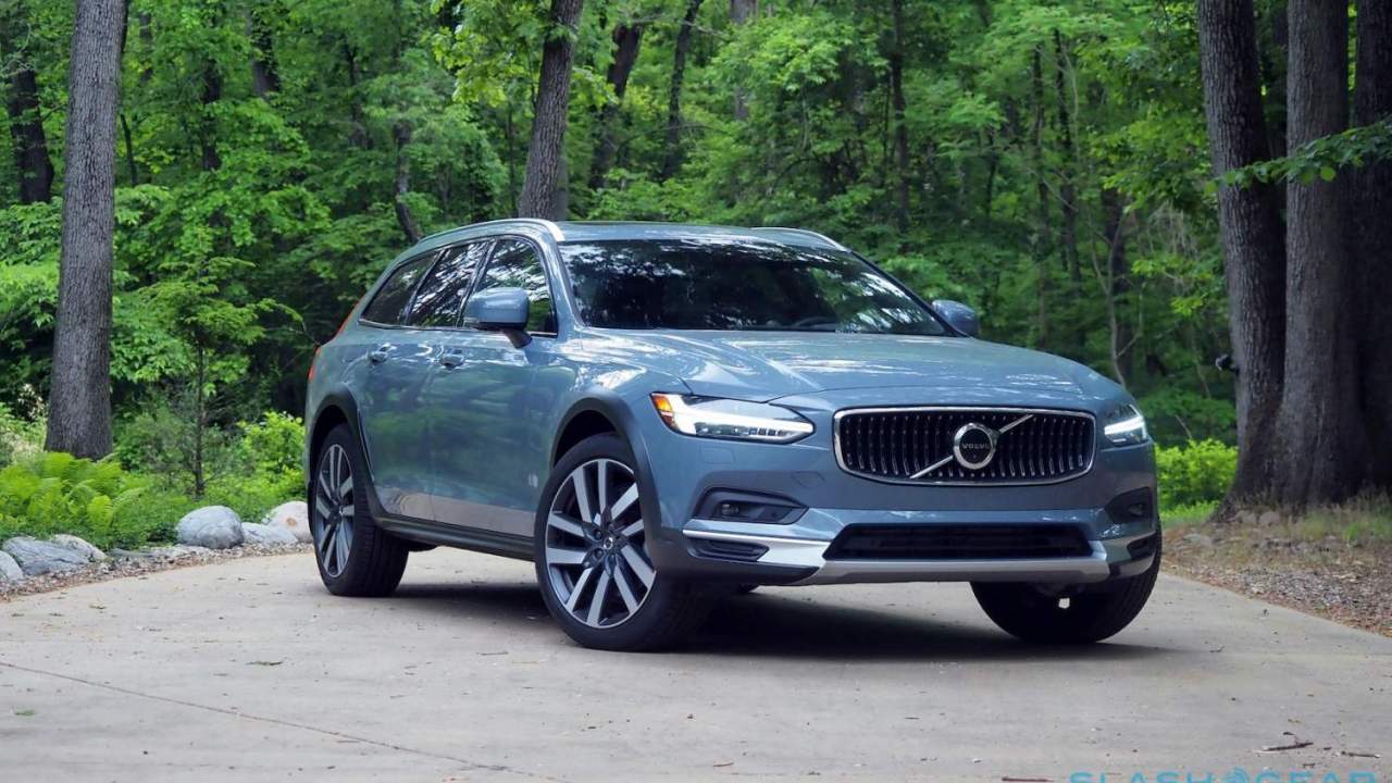 21 Volvo V90 Cross Country Review Compelling Confidence Slashgear