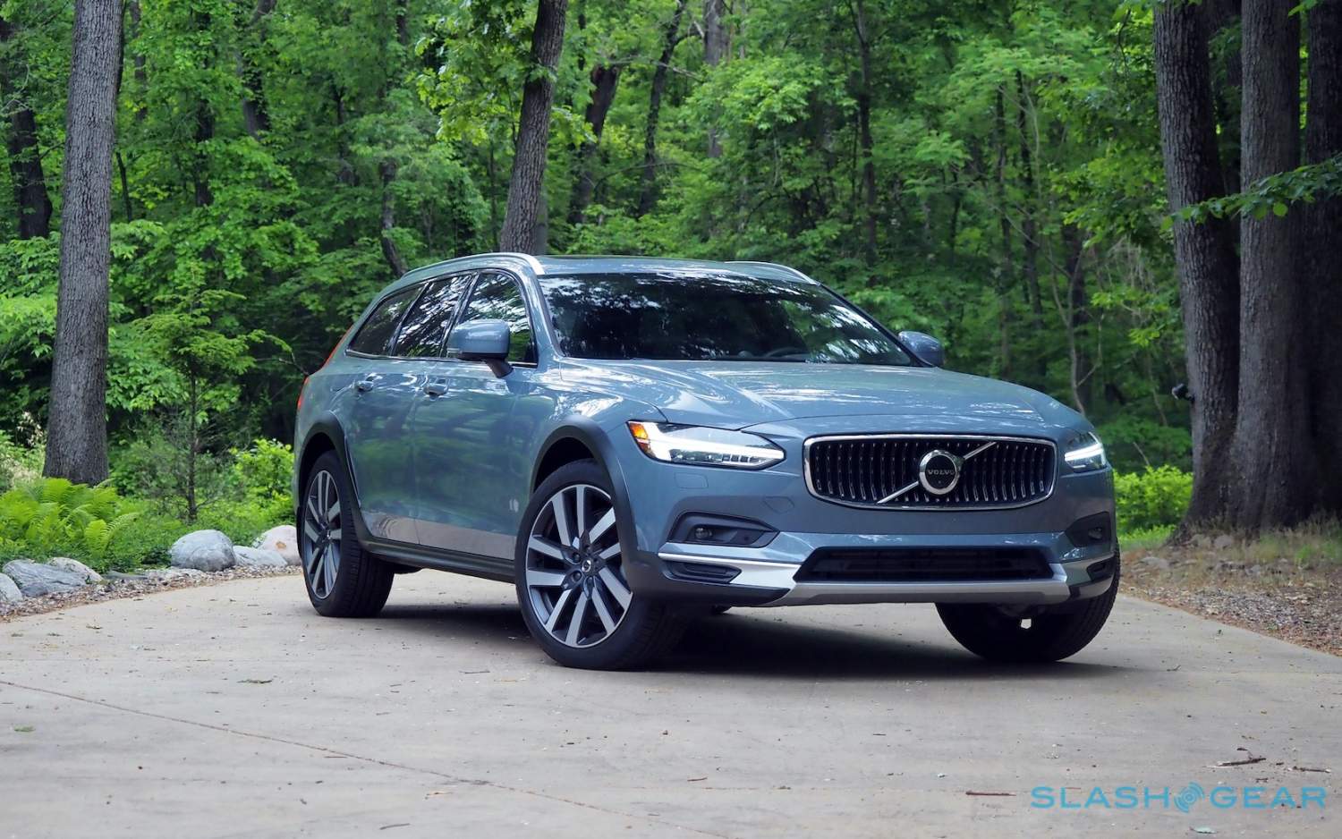 21 Volvo V90 Cross Country Review Compelling Confidence Slashgear