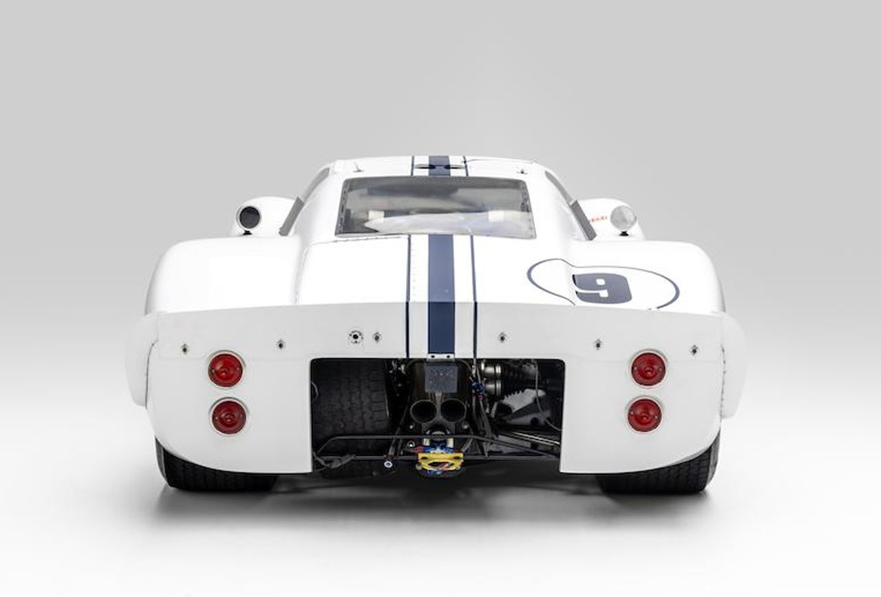 Incredibly Rare 1967 Ford Gt40 Mk Iv Heads To Auction Slashgear 7988