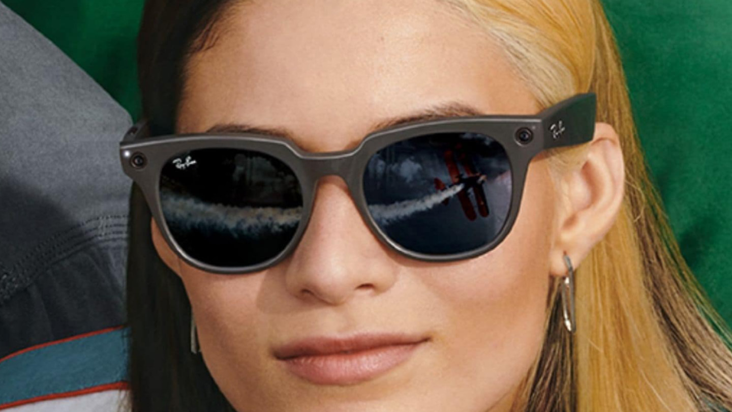 facebook s ray ban stories glasses are a catalog of bad decisions slashgear